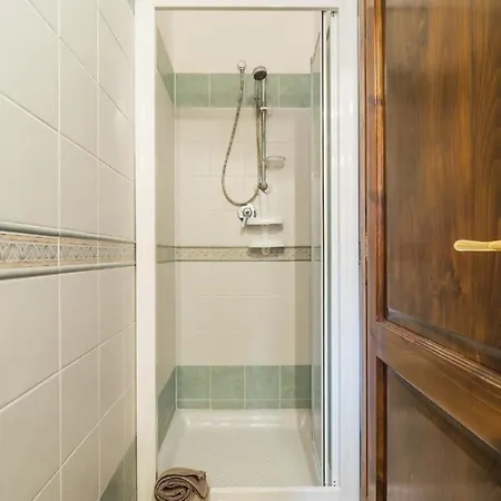 Schoene Ferienwohnung In Und Meerblick Lägenhet Cala Gonone