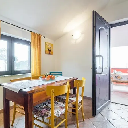 Lägenhet Schoene Ferienwohnung In Und Meerblick